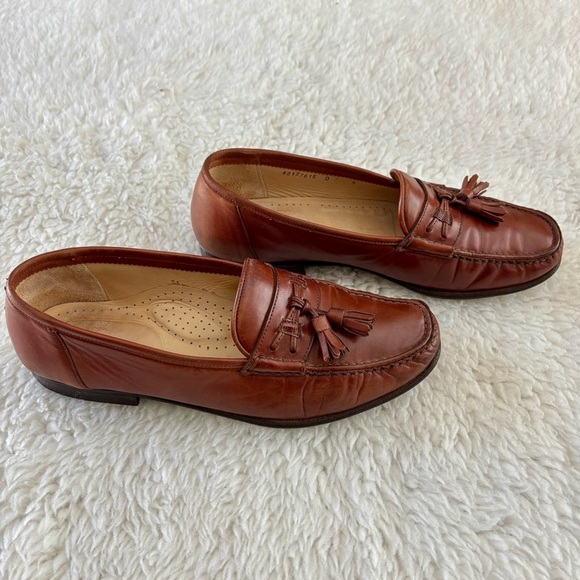 Santoni Chestnut Leather Tassel Loafers size 9 D main image 4